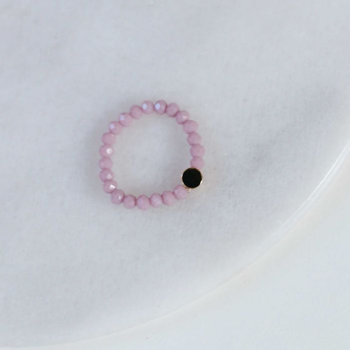 Pierścionek na gumce jubilerskiej