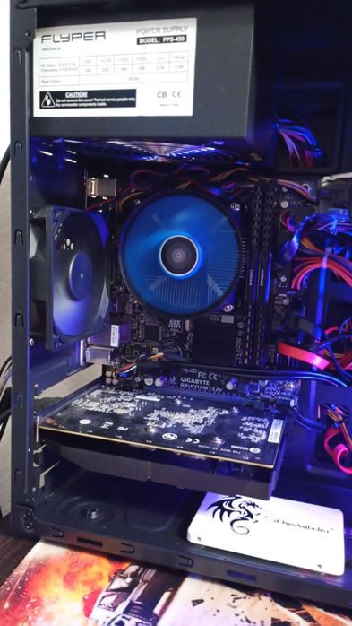 Игровой компьютер. Intel core i3-7100. GT 1030 2G. Gigabyte