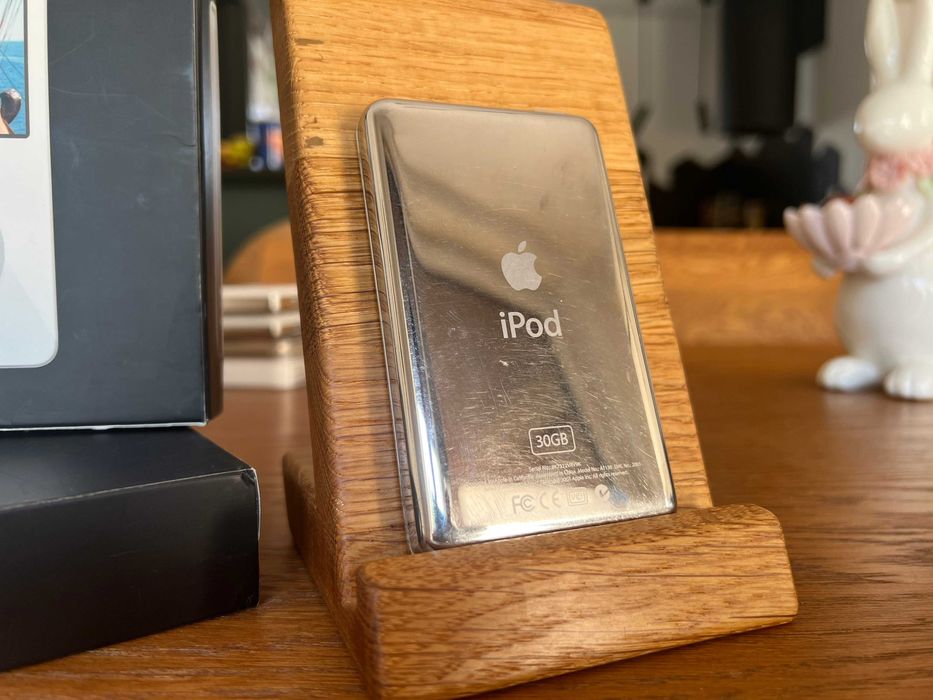 Apple iPod 5.5G generacji Enhanced 30GB MA444LL/A A1136 Classic Video