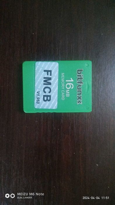 Карта памяти для PlayStation 2 с free MC boot