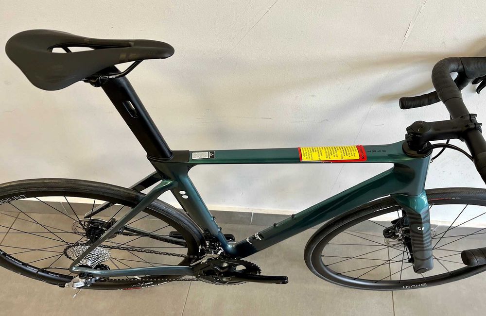 rower szosowy Rondo HVRT CF2 M/54 karbon aero -8000 zł FV23