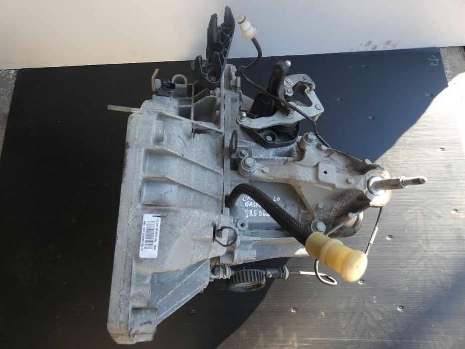 Caixa de velocidades Renault 0.9 gasolina com referencia JR5062