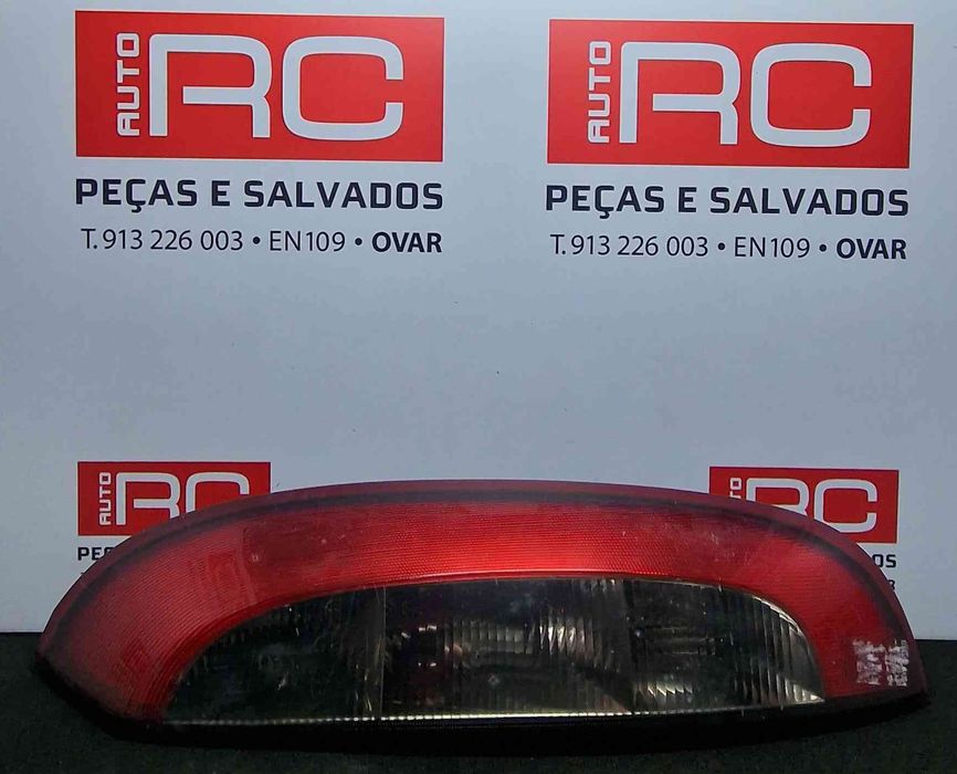 Farolim Direito 09114337 - OPEL CORSA C
