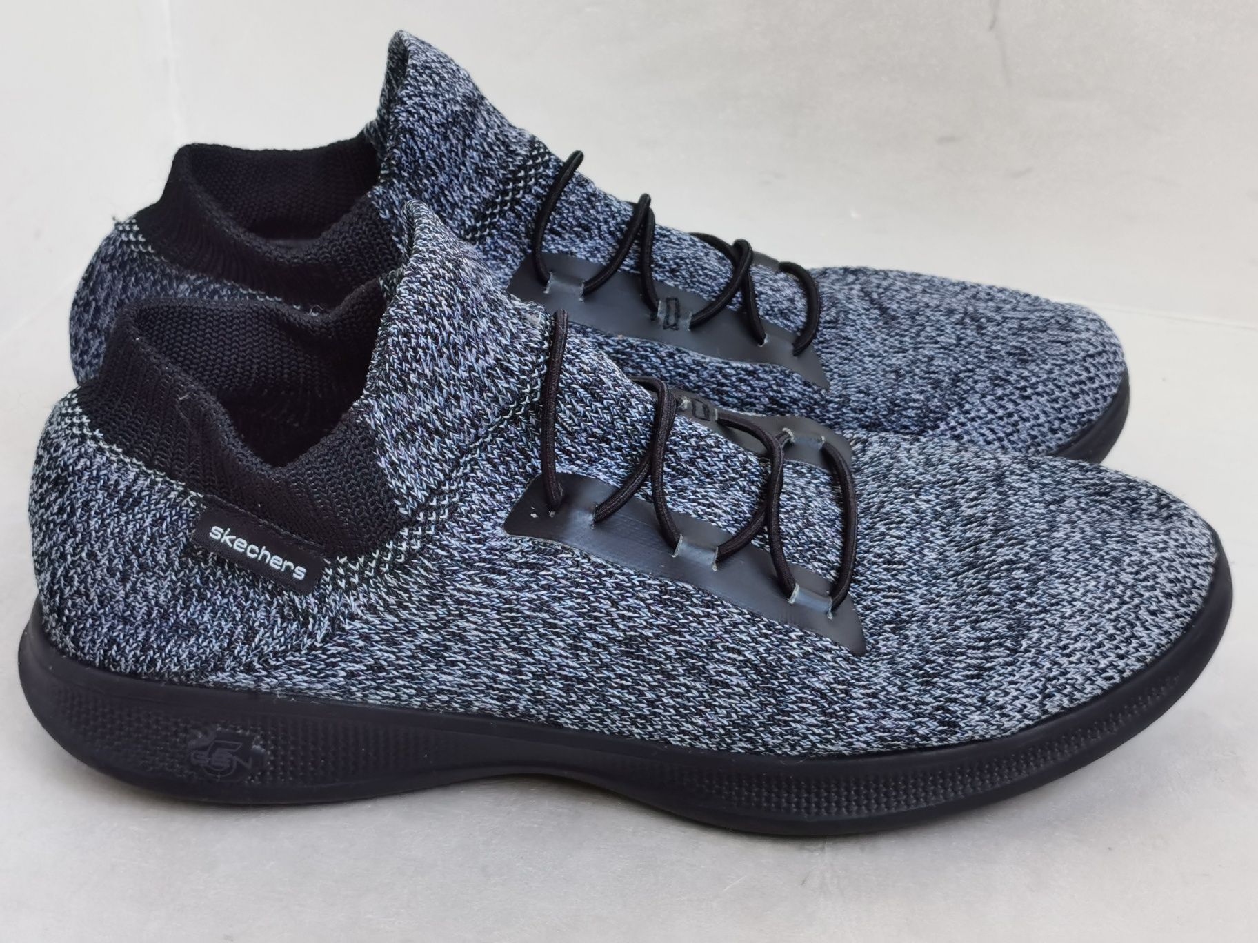 Skechers go top step lite ingenious