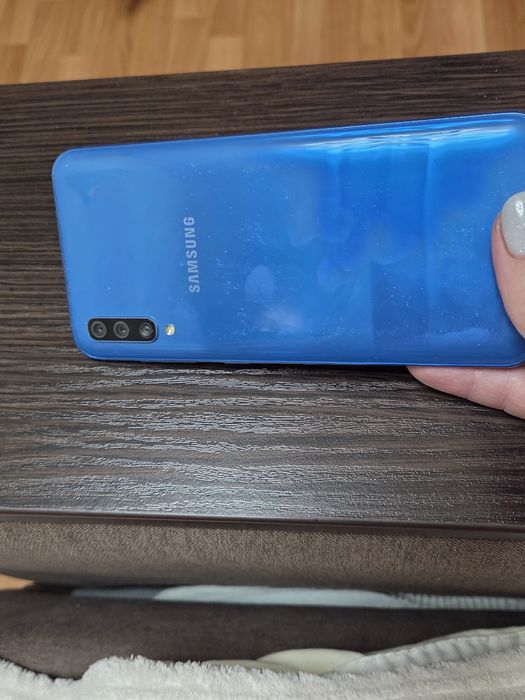 Смартфон Samsung Galaxy A-50
