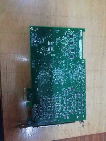 1 PCS Ni Nationalen Instrumenten PCIE-6536 PCIE-6535/6/7