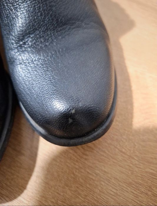 Jesienne buty ze skóry marki Lasocki roz. 37