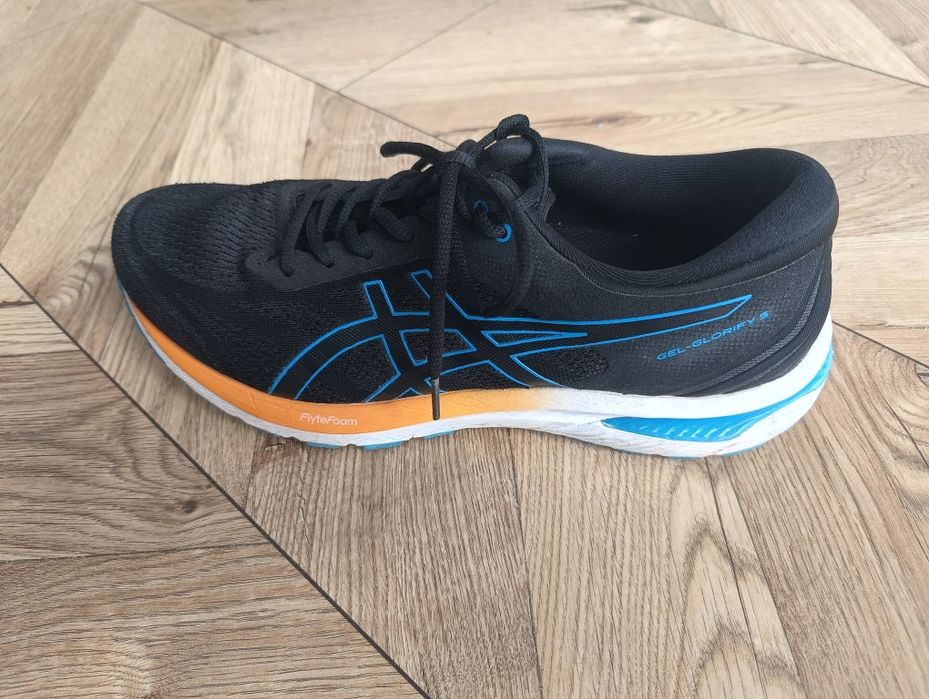 Asics glorify 5 r. 45