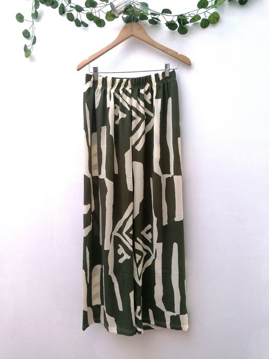 Conjunto Caqui e Creme: Camisa + Calça