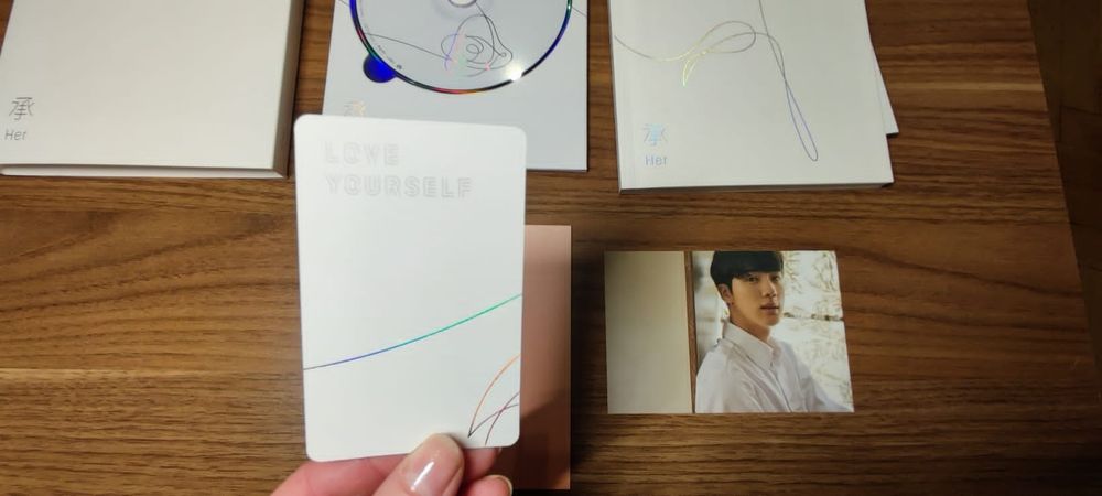 BTS mini album "Love Yourself"