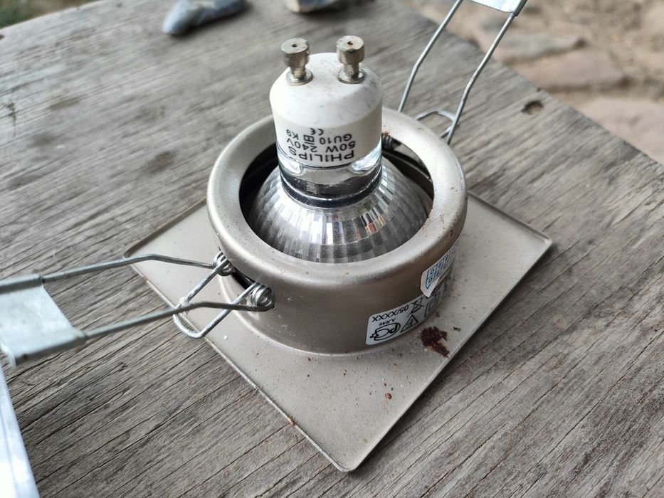 Żarowki LED gu6 6w