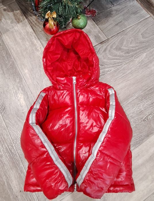 Дитяча зимова куртка United Colors of Benetton
Розмір 100 см. (