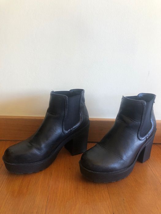 Mustang High-Heeled Boots