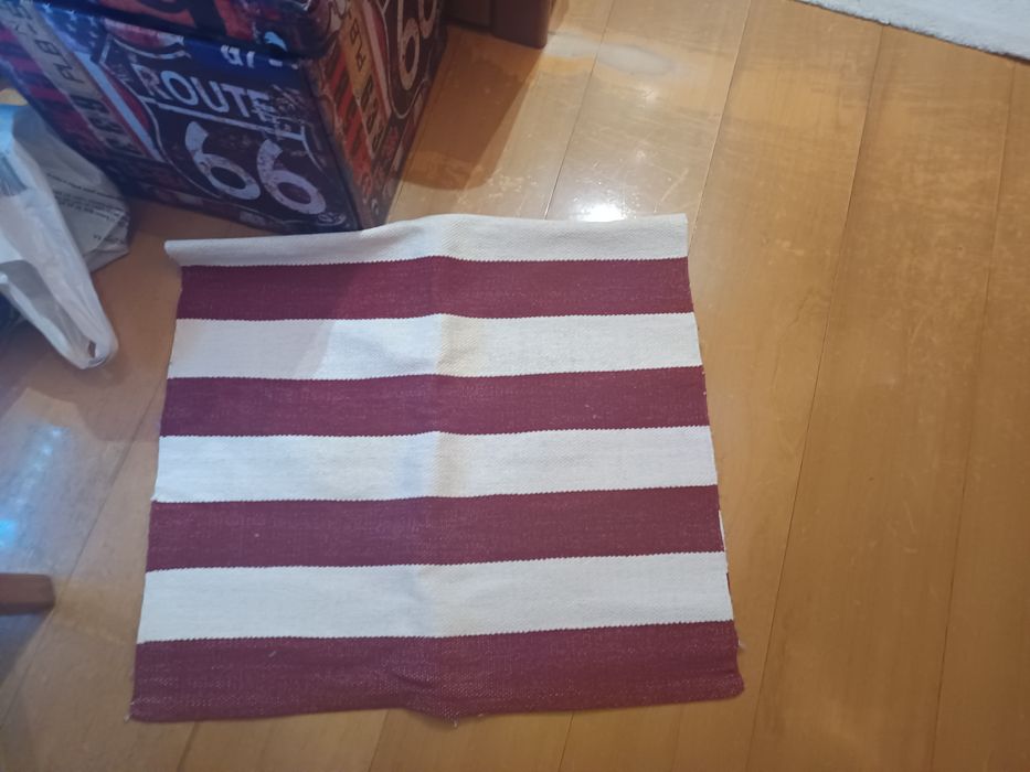 Vendo tapete ara casa bom estado