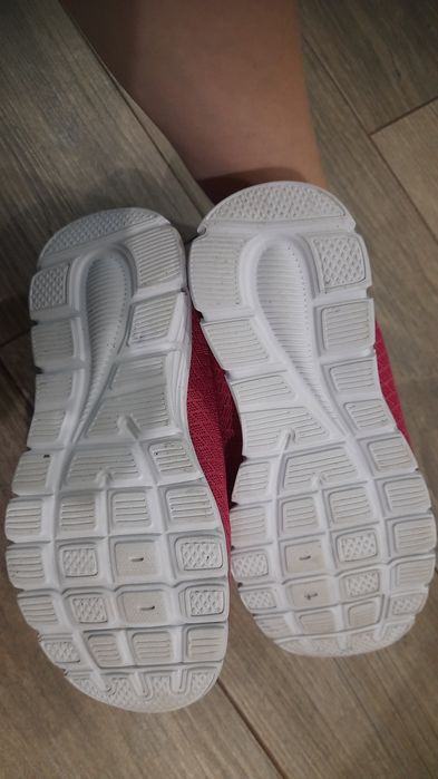 Кросівки для дівчинки розмір 30