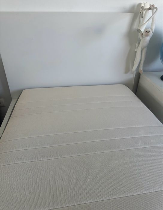 Cama Malm Branca IKEA 90x200cms