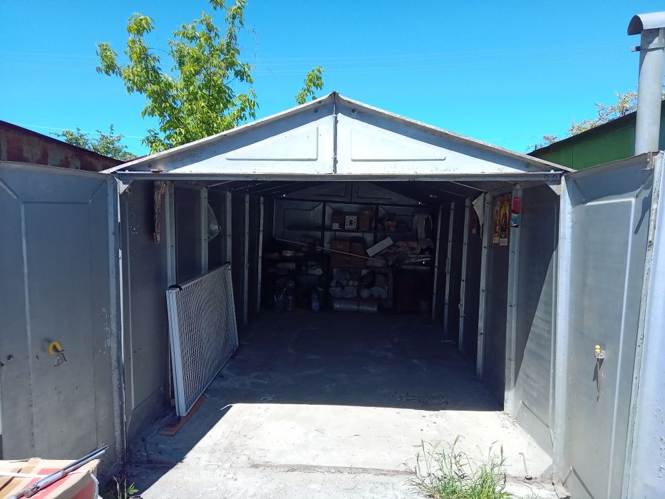 Сдам гараж на Паустовского 1500 гр