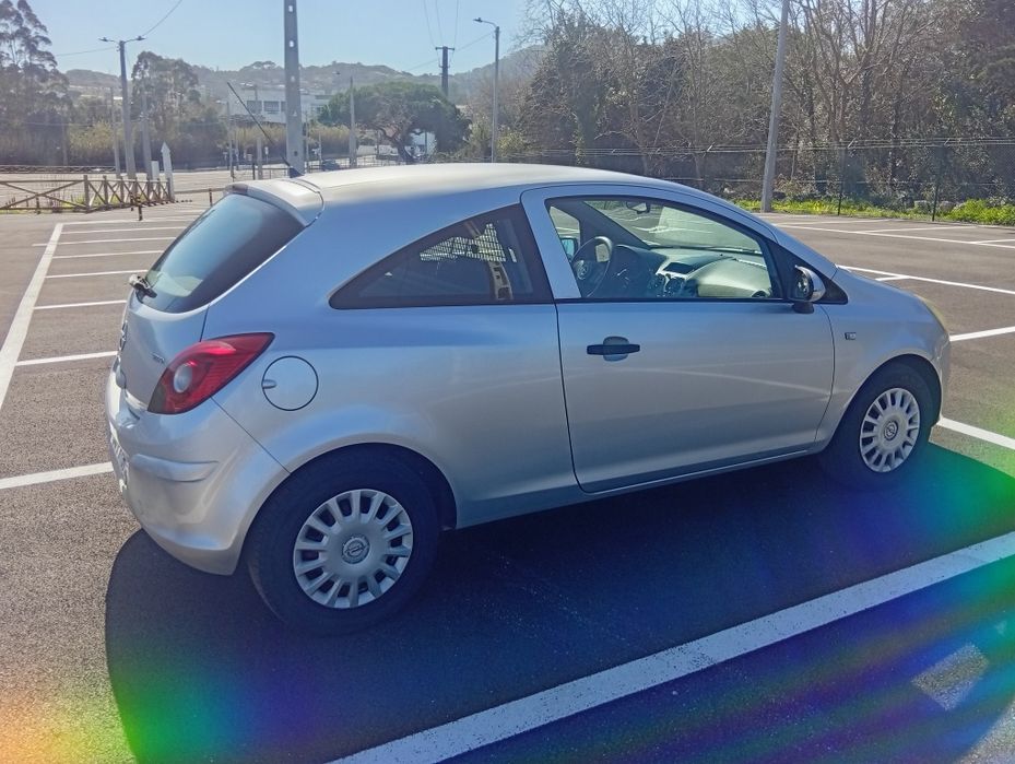 Opel corsa Comercial 1.3 ctdi