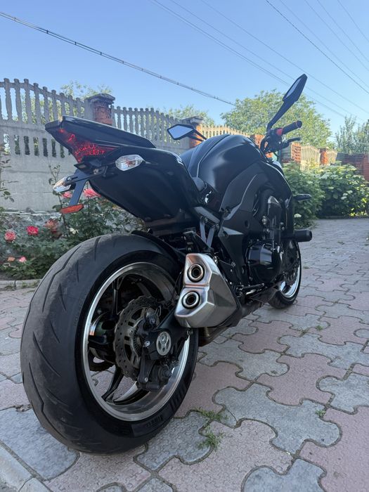 Мотоцикл Kawasaki z1000