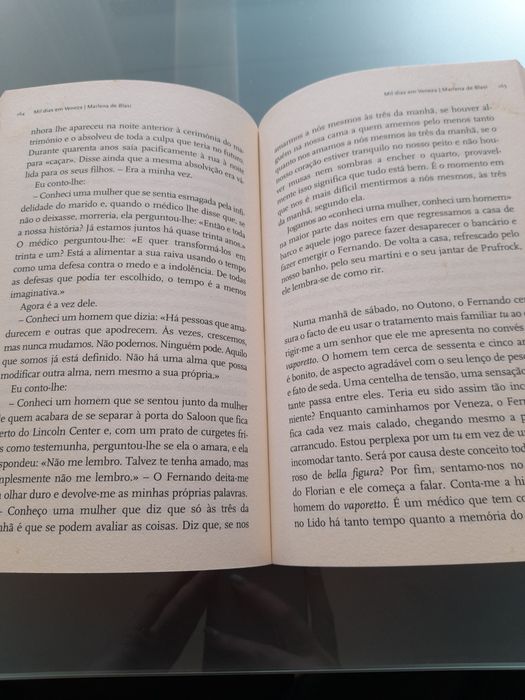 Livro - "Mil dias em Veneza"
