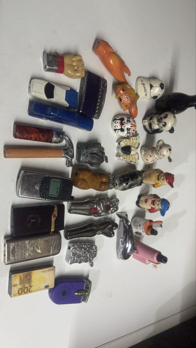 30 esqueiros vintage