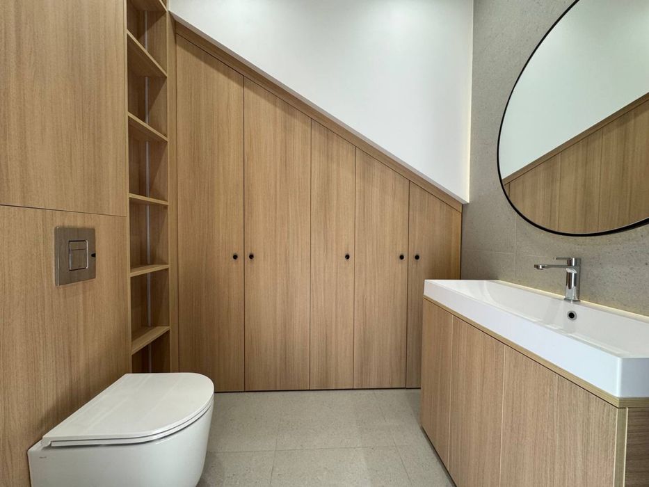 Продам котедж з ремонтом р-н Райський сад