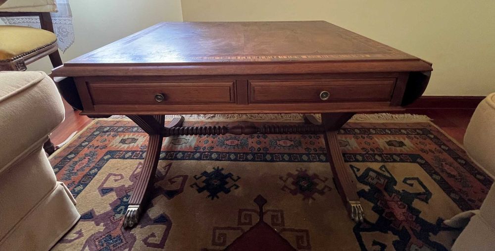 Lote de móveis vários