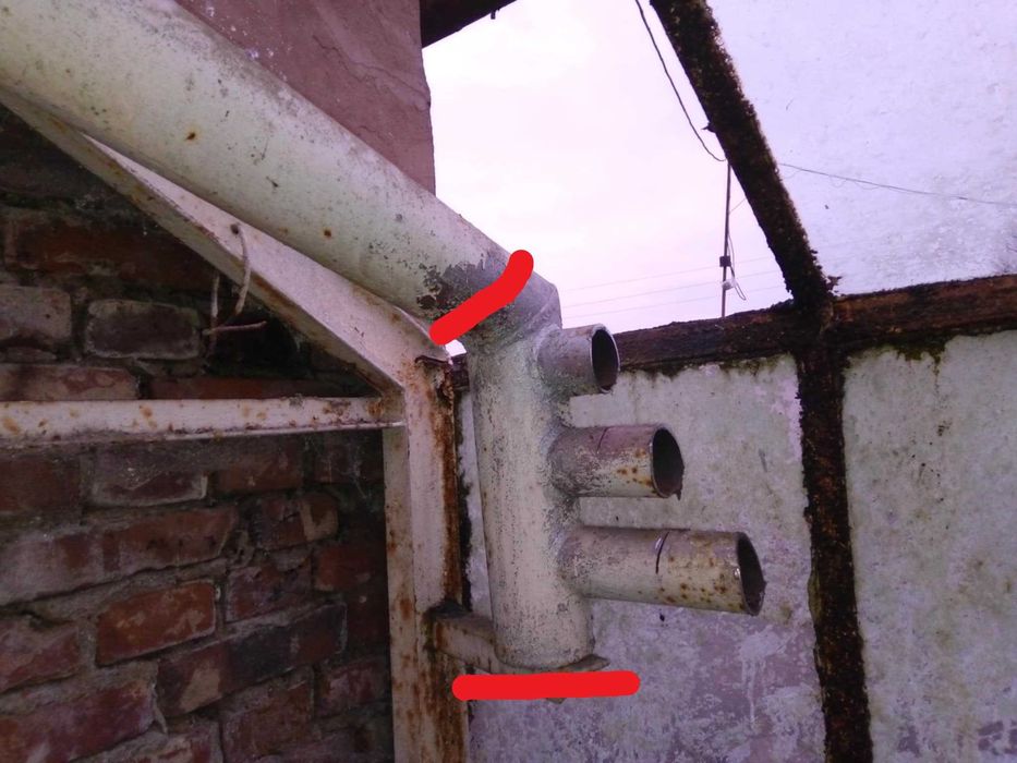 Rozdzielacz górny lewy stal fi 114mm 11,4cm na 76mm element rury 1 szt