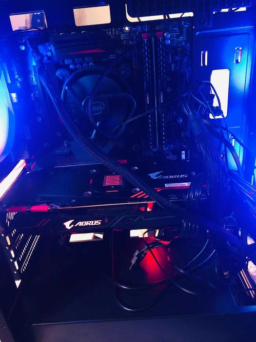 Komputer gamingowy Z370 Aorus