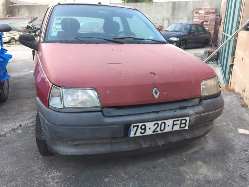 Para peças RENAULT CLIO 1.4 cilindrada carro e trabalhar completo troc