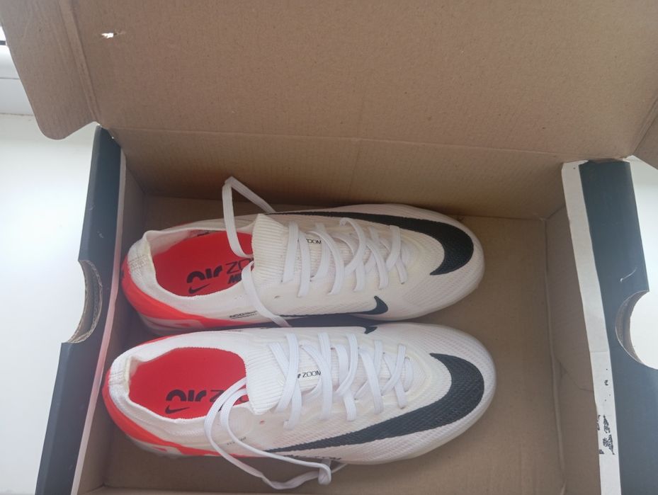 Сороконіжки Nike Air Zoom