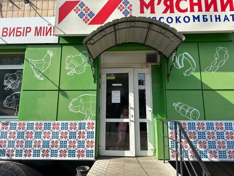Продаж фасадного приміщення 189 м² в центрі Ромен (Бульвар Шевченка, 8)