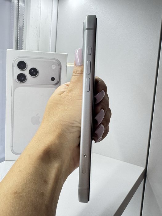 Заголовок: iPhone 17 Pro Max 256GB White (АКБ 100%)