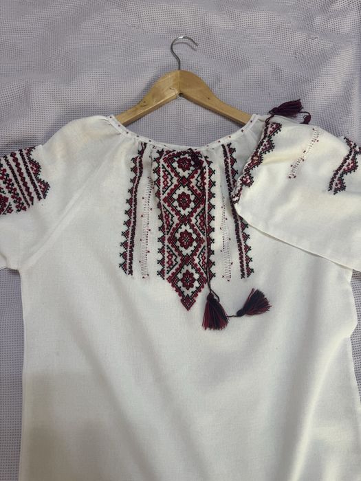 Жіноча/підліткова вишиванка