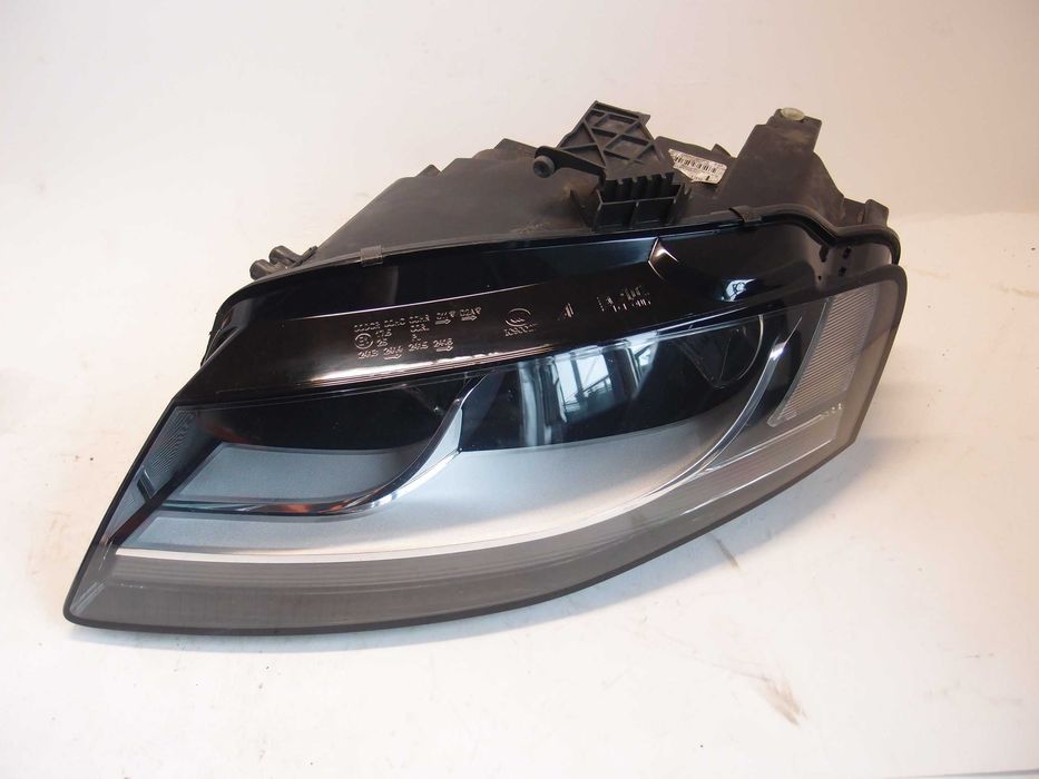 Reflektory lewy Audi A4 B8 2008r.
