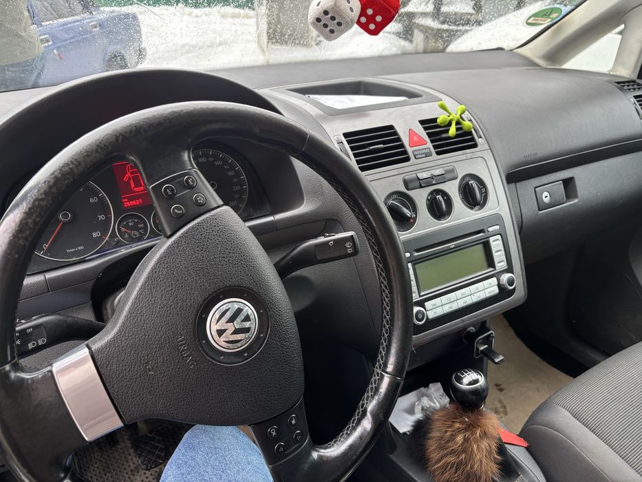 Volkswagen Touran 1.4TSI