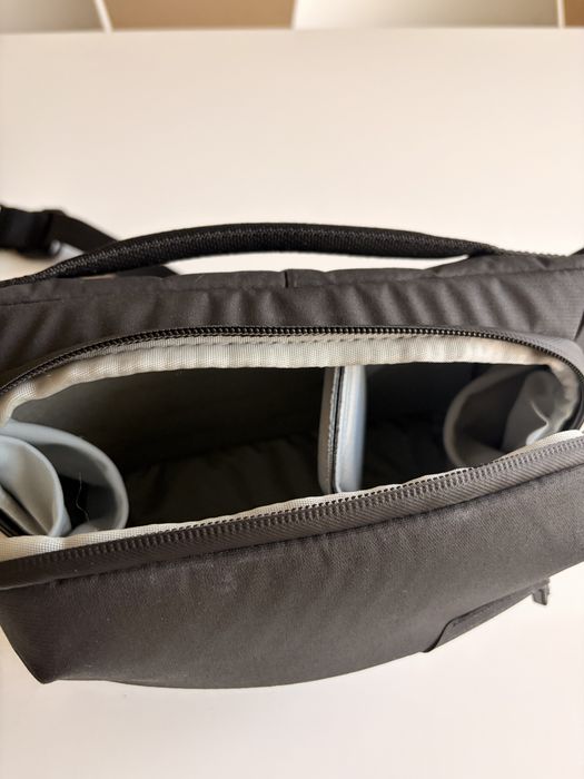 Peak Design Everyday Sling 3L V2 – Preta