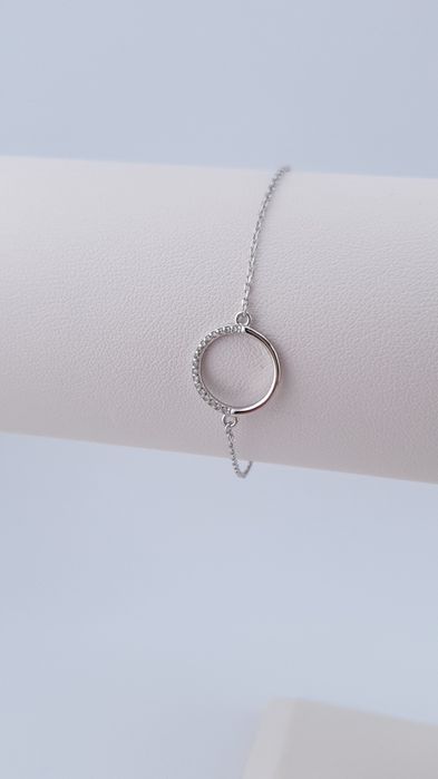 Bransoletka srebrna rodowana koło z cyrkoniami pr.925 regulowana