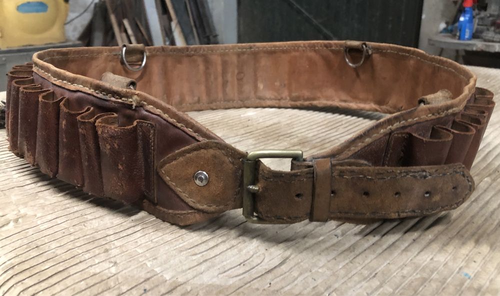 Cartucheira em couro