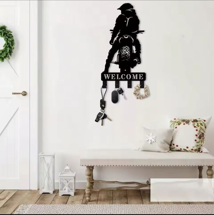 Металева ключниця 30см-15см