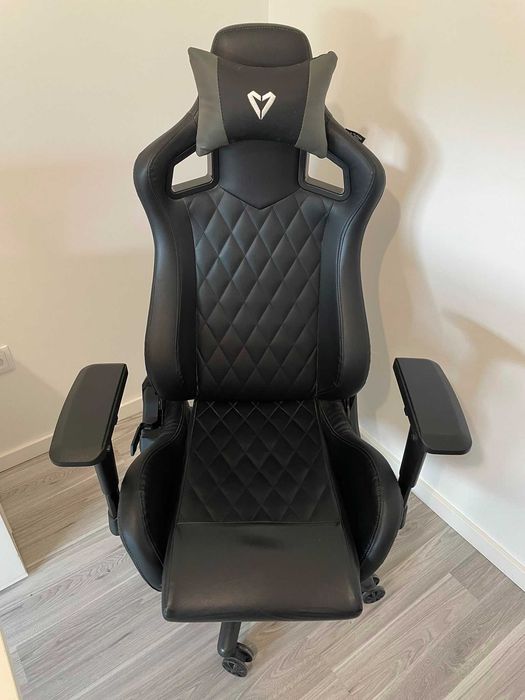 Cadeira Gaming ALPHA GAMER Zeta (Até 121 kg - Classe 4 - Preto)