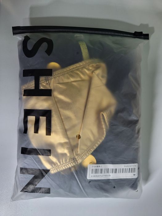 Чёрное платье, карнавальный костюм греческой богини с аксессуарами