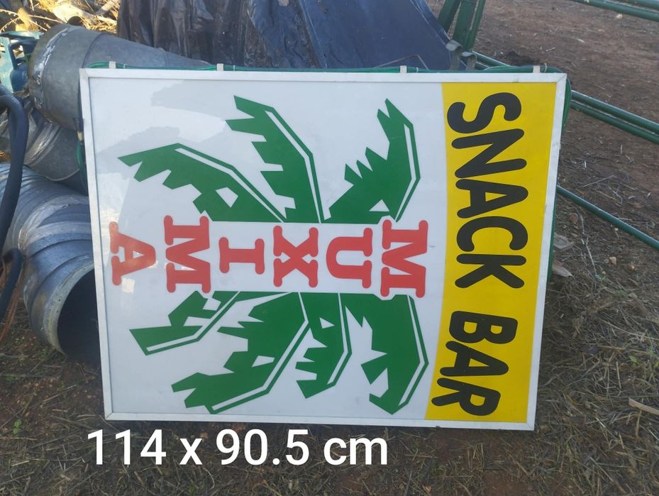 Vende se luz para exterior de restaurante ou supermercado