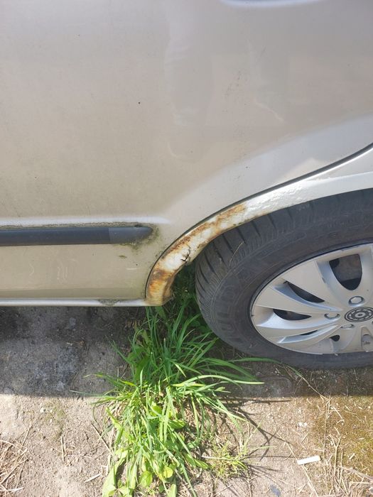 Mazda 323 Мазда 323