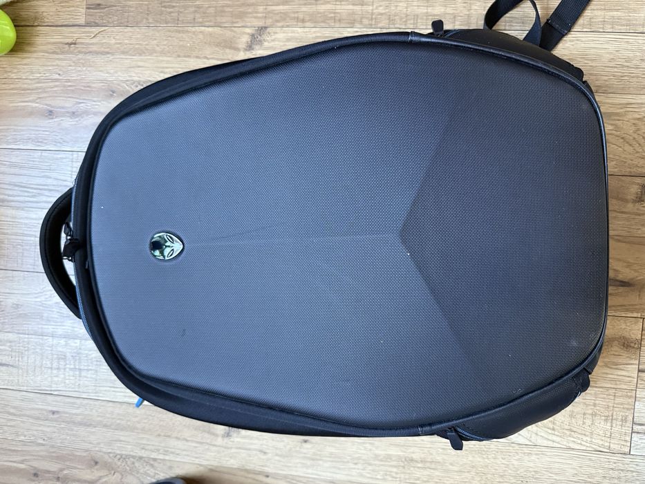 Dell Alienware ноутбук