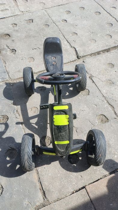 Gokart czarny do naprawy