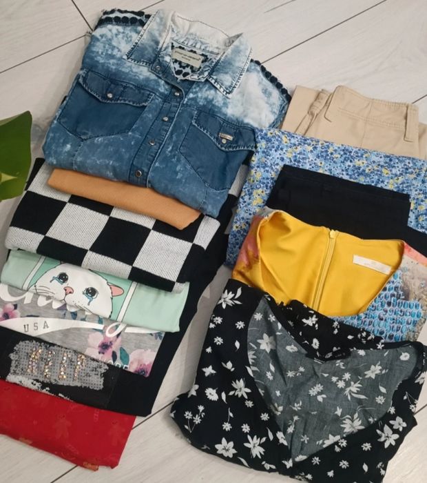 Stan idealny i bardzo dobry 100 sztuk pakiet odzieży dziecięcej