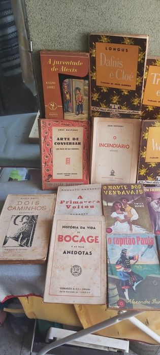 Livros Antigos (anos 40 e 50)