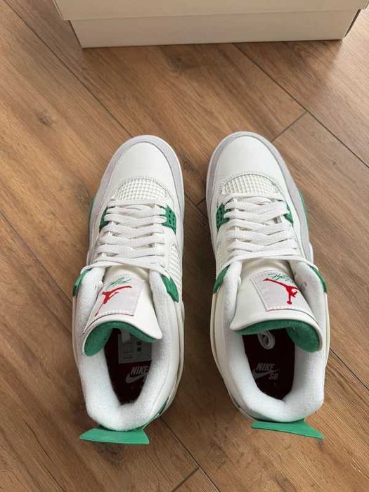 Jordan 4 Retro SB Pine Green Roz-41