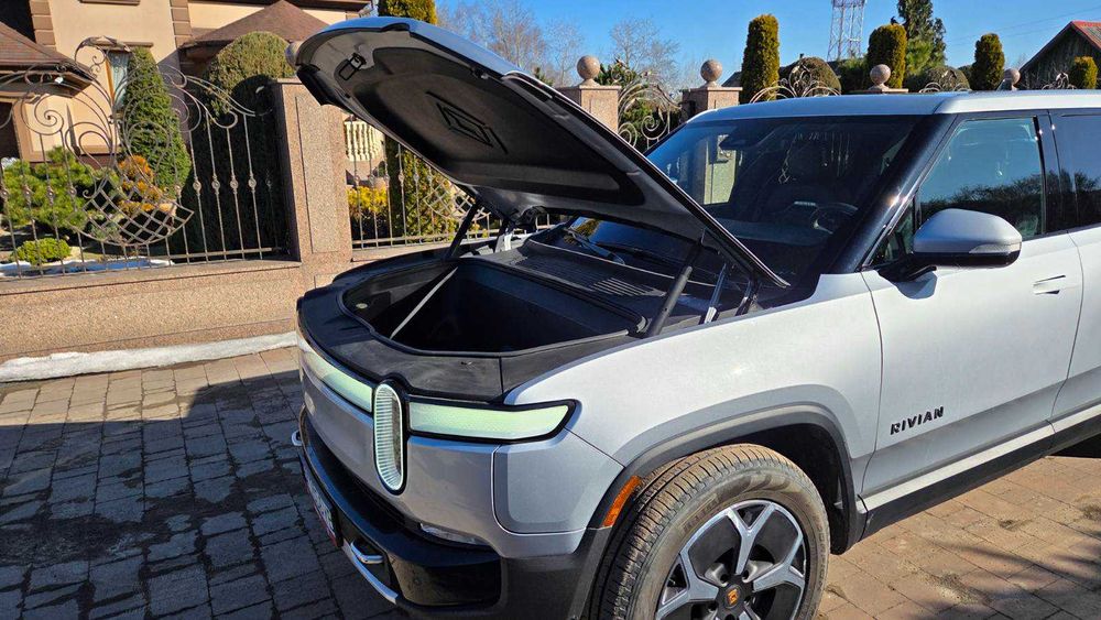 2024 Rivian R1T Dual Large